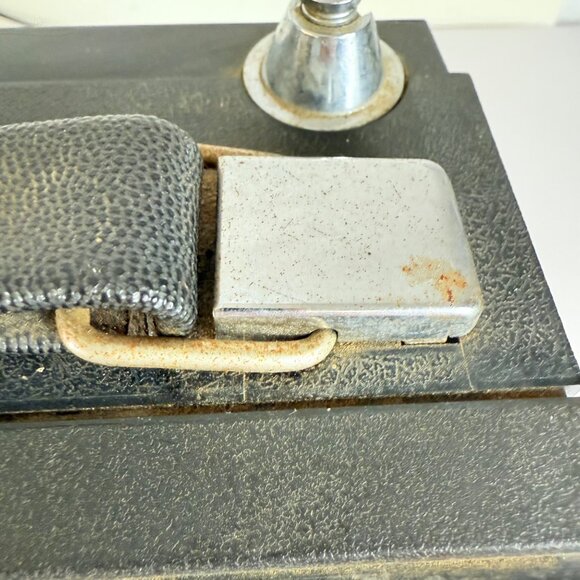 General Electric Solid State AM/FM Radio VTG World Monitor Model P977C 60s Teste - Picture 7 of 16